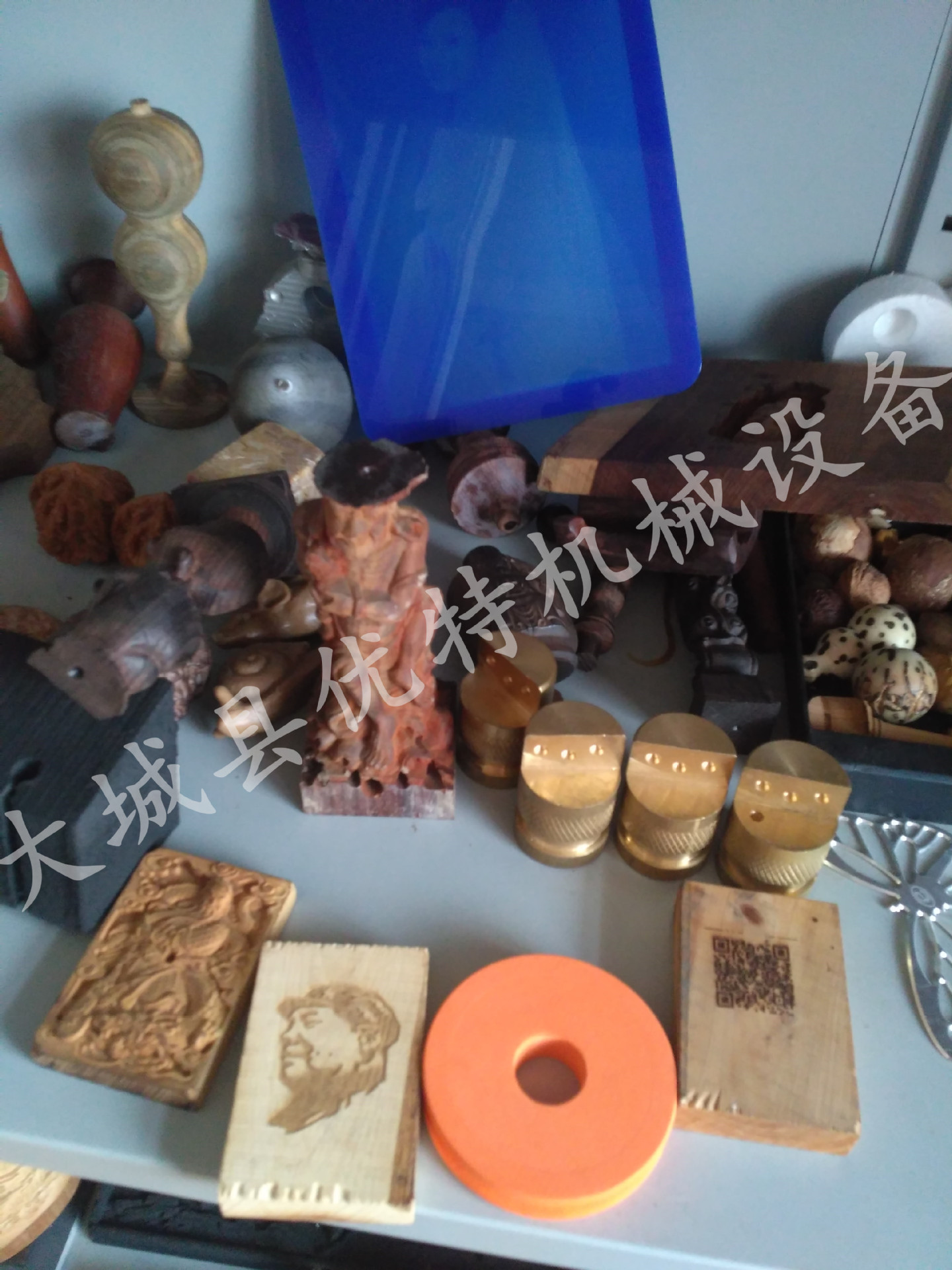 4040圆雕机 圆柱立体工艺品葫芦摆件小型数控家用雕刻机