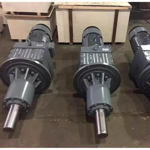 GRM47卧式齿轮减速机GRM37底角齿轮减速箱RM57/GRM77/67