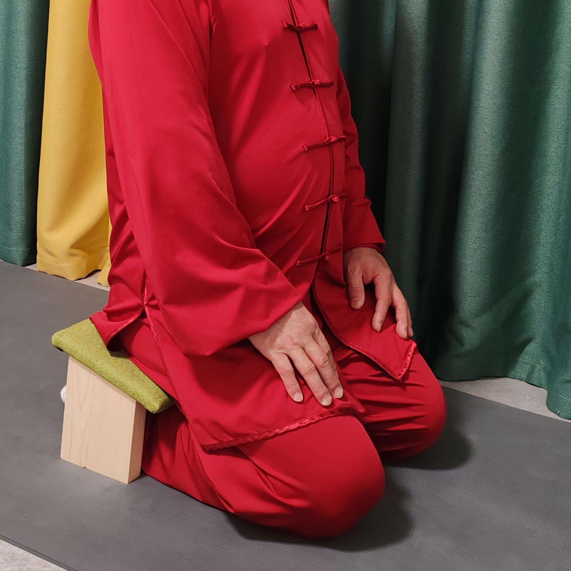 静坐凳实木折叠禅瑜伽冥想凳子正姿椅跪坐凳跪膝凳子斜面凳包邮