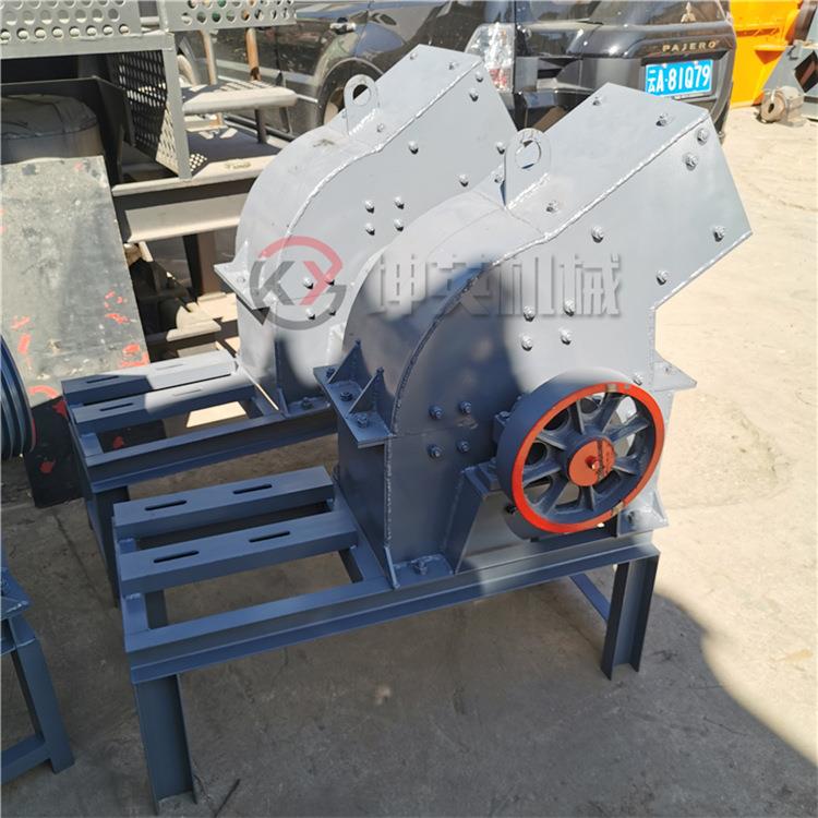 昆明小型石料打砂机工地房屋装修打沙机移动式小型制砂机