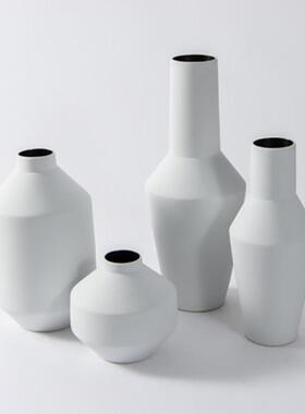 现代简约白色陶瓷花瓶客品厅样轻奢高档干花插PCU皿花器板间装饰