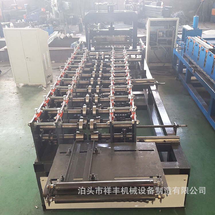 线槽桥架盖板自动成型机自由调节盖板生产设备快速盖板滚压机器图片
