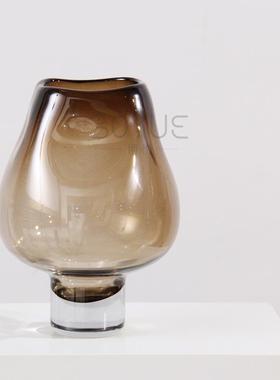 现代简约北欧样板间售楼处创意几何茶色花瓶果盘软装饰品组合摆件