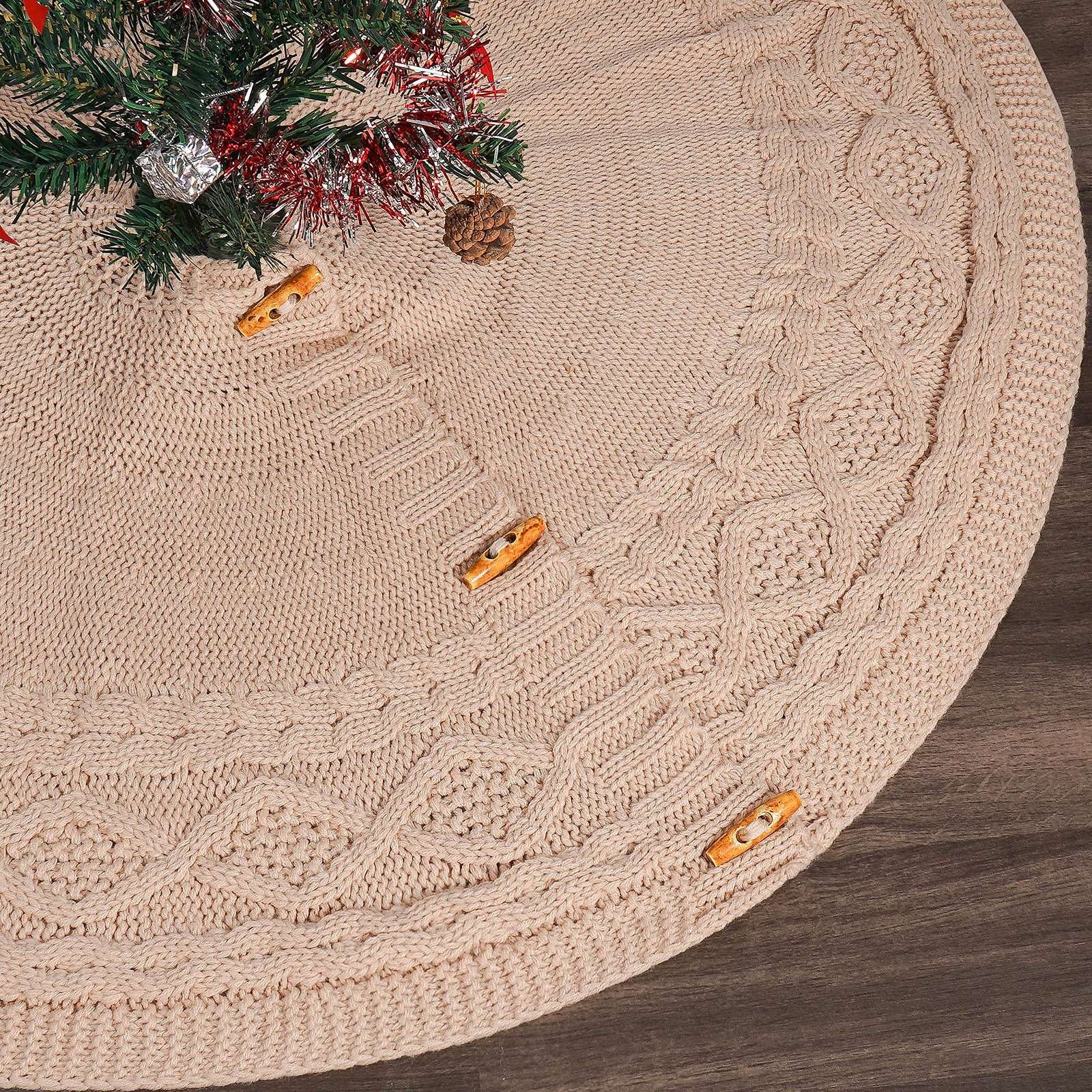 Большая вязаная под ёлку