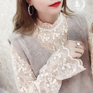 白色洋气蕾丝打底衫女秋冬新款内搭纱衣气质喇叭袖镂空网纱上衣女