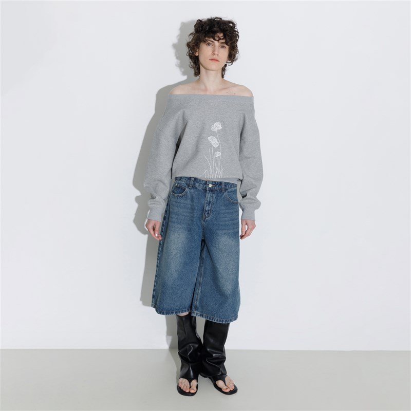 CUBIC春日小苍兰 斜肩卫衣一字肩蕾丝贴布绣花休闲百搭卫衣