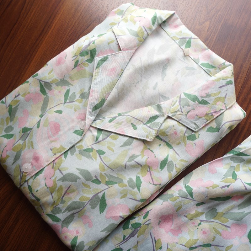 春意人棉贡缎绵绸舒适衬衫领夏季薄女士短袖短裤家居服套装女睡衣