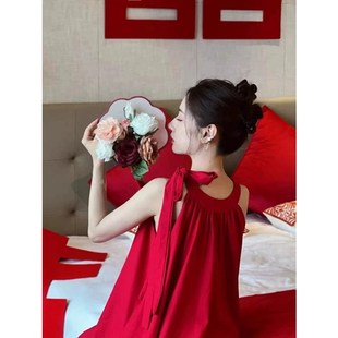 红色敬酒服2024新款新娘晨袍女高级感订婚礼服挂脖孕妇连衣裙夏季