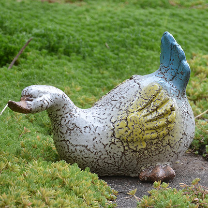 户外陶土可爱动物喝水鸭子摆件 庭院花园水池草坪幼儿园装饰造景
