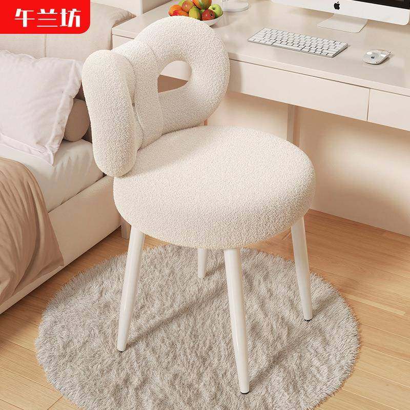 化妆椅女生卧室现代简约梳妆台凳子轻奢美甲升降蝴蝶结靠背椅子,3C数码配件,其它配件,淘宝优惠券,粉丝福利购,淘宝优惠卷