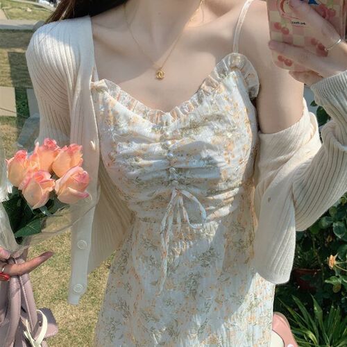 2024新款法式茶歇吊带碎花连衣裙女夏季鱼尾显瘦裙子高级感两件套
