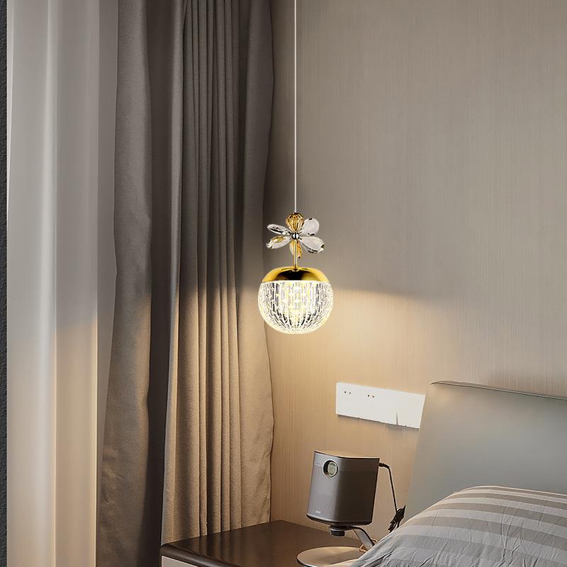 床头吊灯卧室轻奢高极现简简代约新56888款级感个性吧台单头创意