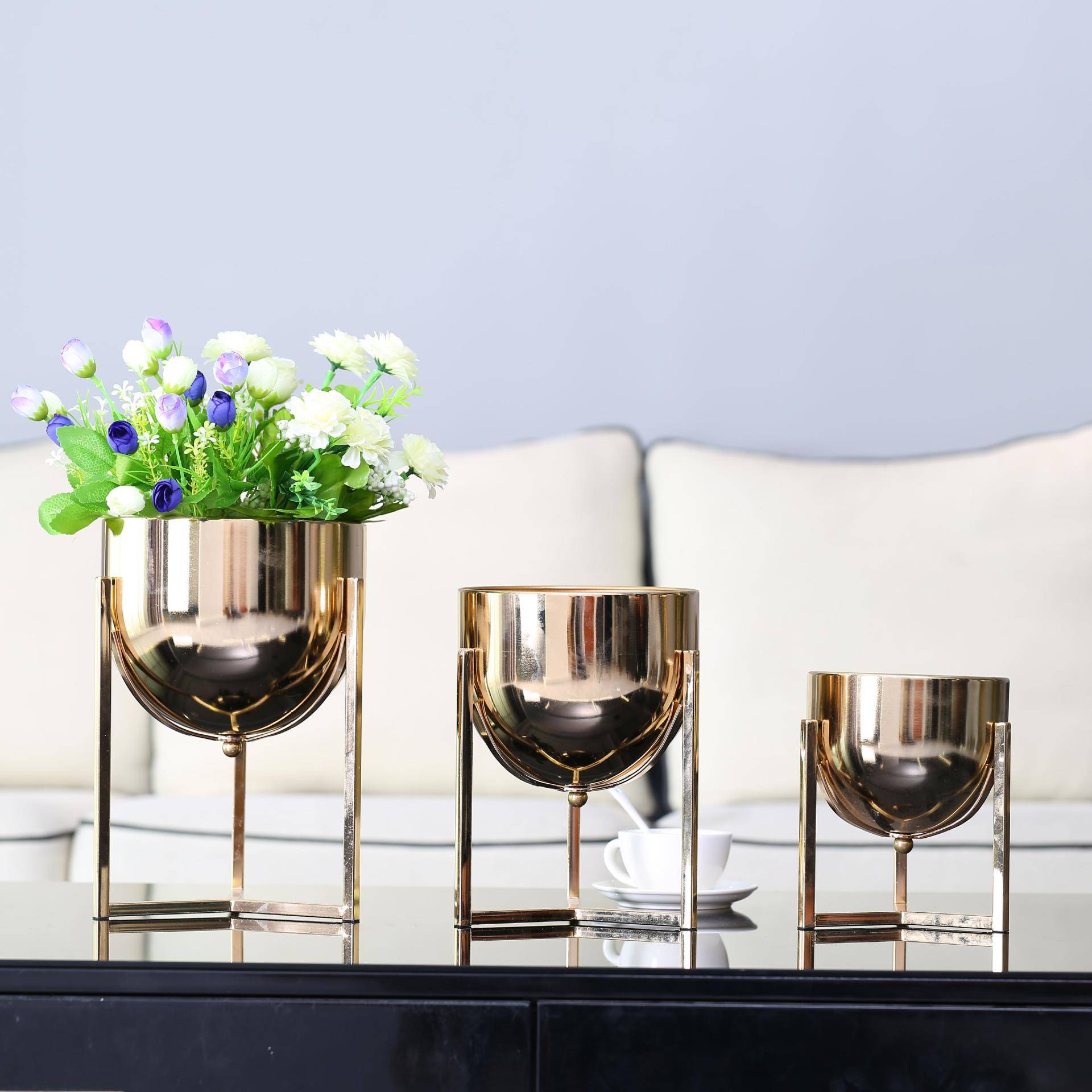 属式轻奢客器004厅金落地花瓶电视柜美样板间插花装饰品创意家居