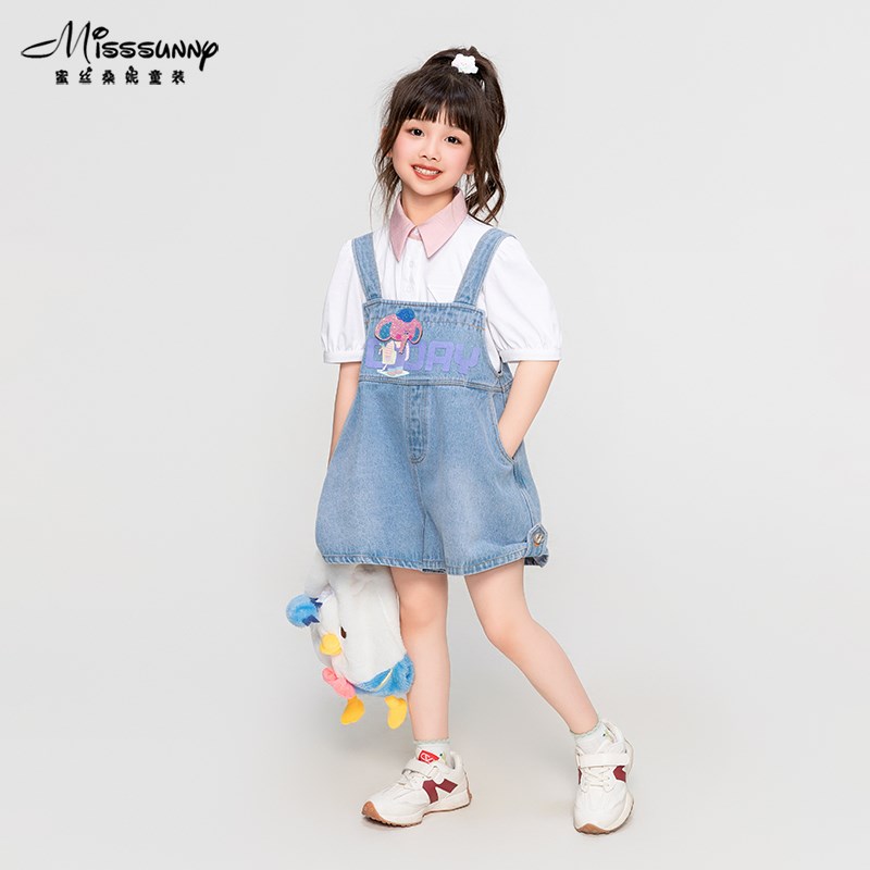 大象魔术师浅蓝色女童背带裤子2024夏季新款宽松阔腿牛仔短裤薄款图片