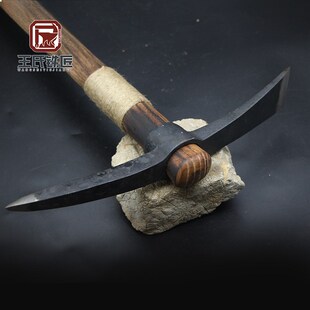 王氏铁匠传统手工锻打伐树户外镐斧登山镐车载野营镐斧钢镐洋镐