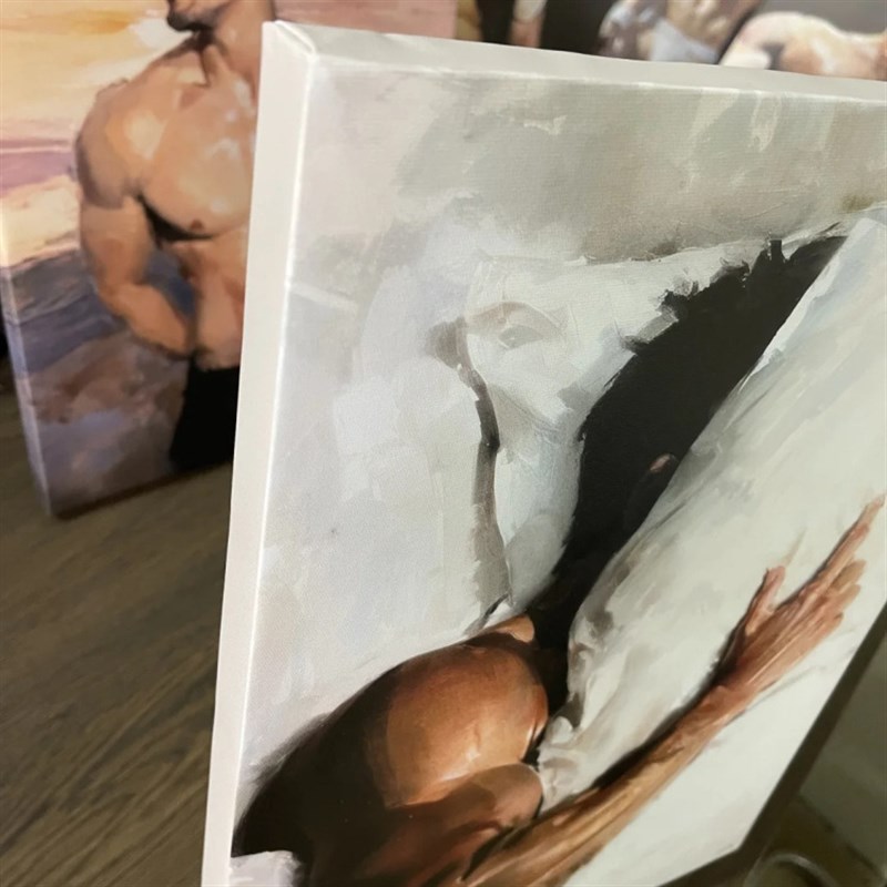 深睡肌肉男高清装饰画卧室挂画喷绘油画房间室内挂墙靠墙型男