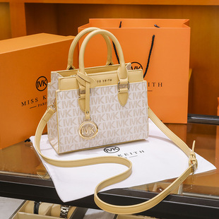 托特包女新款高级质感时尚单肩斜挎女士大容量旅行手提手拎通勤包