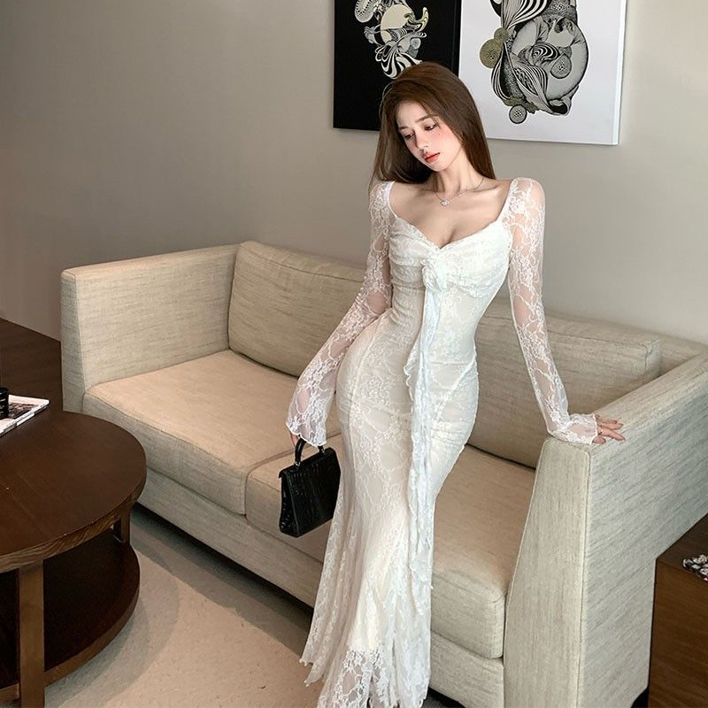 已出货法式高级蕾丝拼接露背连衣裙女春秋新款气质显瘦性感包臀
