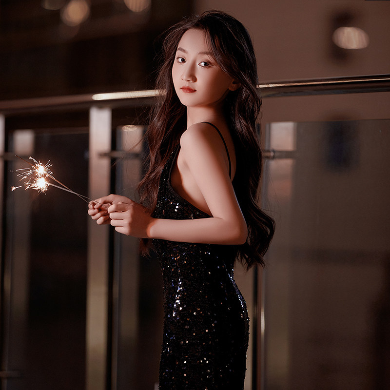 高级感女童晚礼服轻奢小众高端鱼尾裙儿童主持人走秀钢琴演出服秋