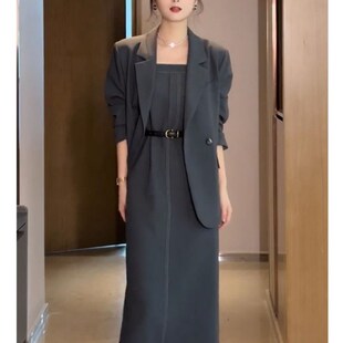 套装 西装 胖mm高级感收腰减龄吊带连衣裙西服两件套200斤 女装 大码