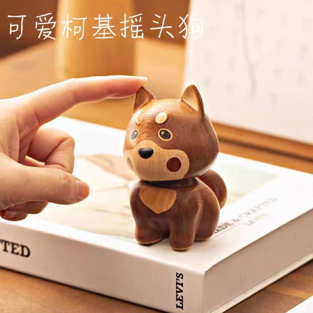 实XMY0012木雕车刻摇头可狗摆件质爱创意载解木压客厅送礼前台桌