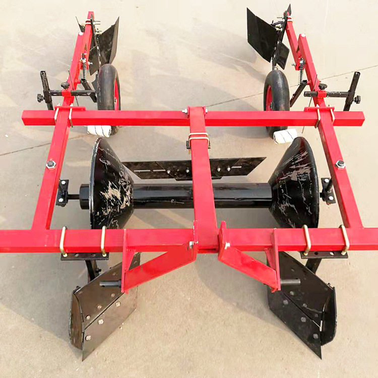 草莓起垄覆膜机四轮车带红薯起垄覆膜机可加普滴灌带烟草覆膜机