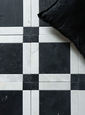 法式黑色拼白色石材莱姆石天然马赛克民宿庭院酒店别墅工程地砖