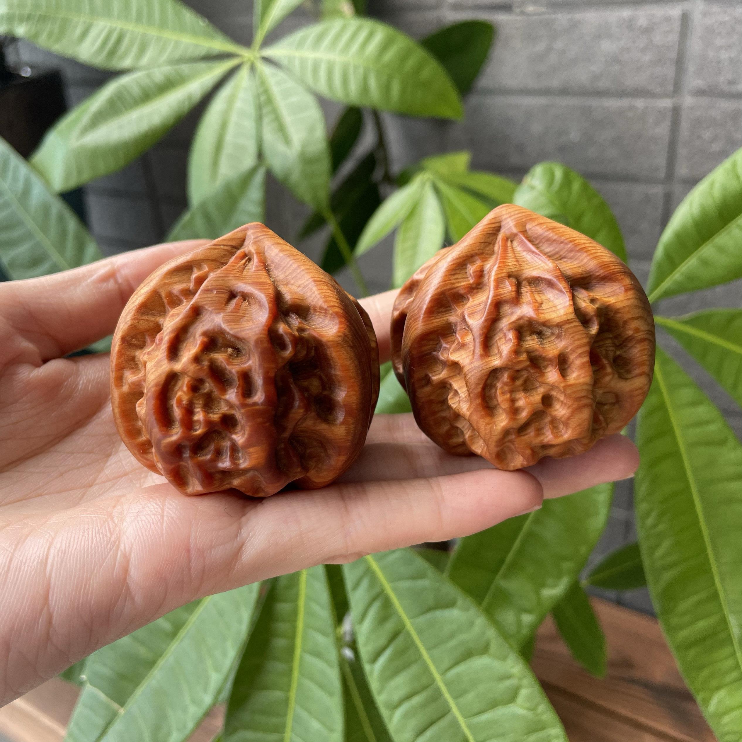 天然陈化老料崖柏核桃木雕核桃手球崖柏核桃摆件手把件手捻