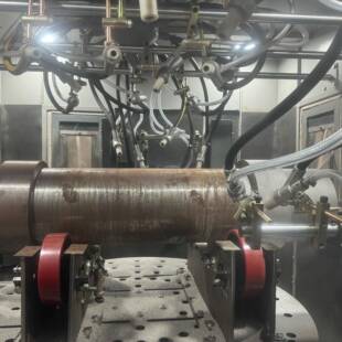 大型台车自动喷砂机转盘式航天级钛合金玻璃钢模具喷砂数控喷丸机