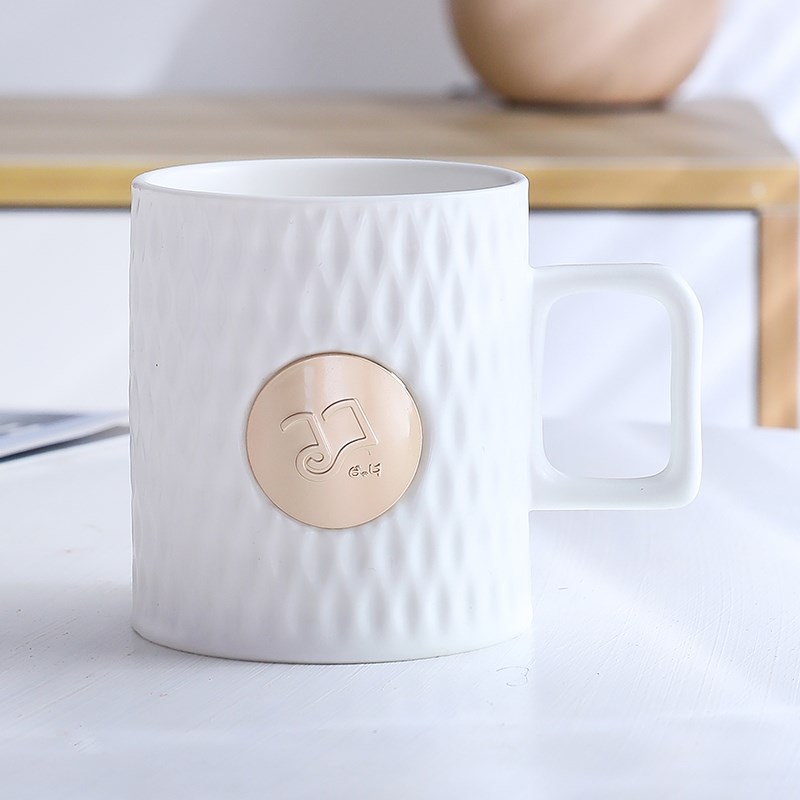 创意格纹铜章马克杯定制logo咖啡杯轻奢情侣水杯子商务陶瓷伴手礼