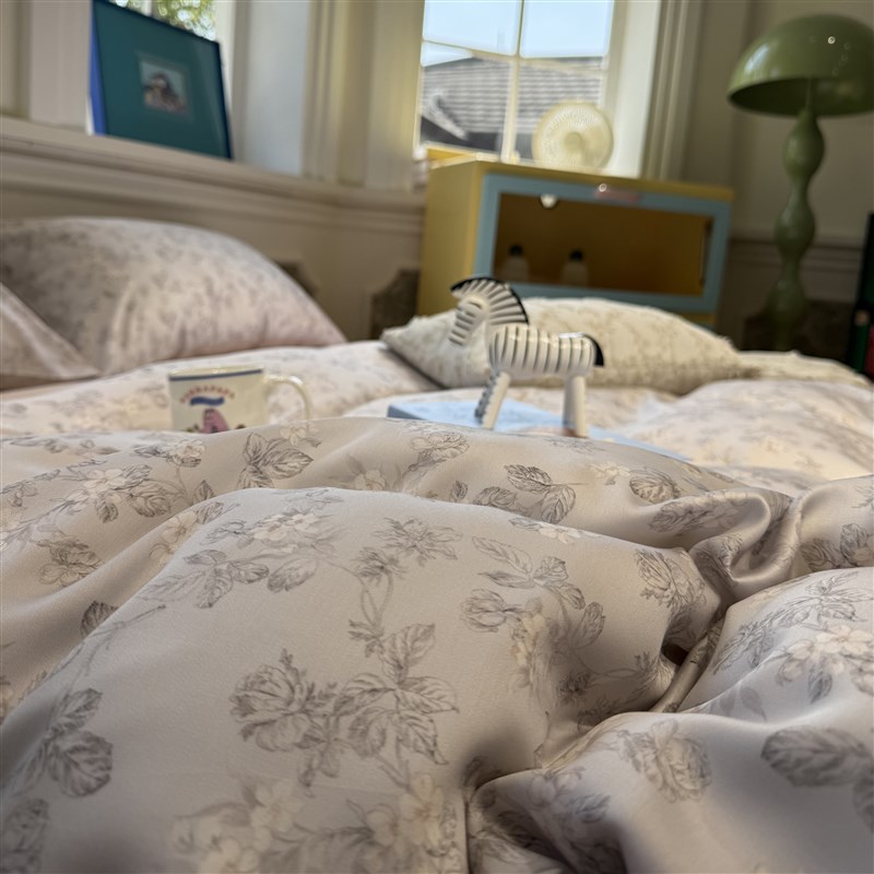 0s兰精天丝凉感丝滑田园灰色小碎花四件1.5m1.8米床单被夏季