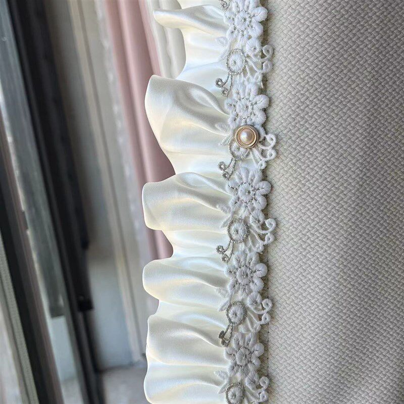 休莉窗饰新款法式浪漫拼接窗帘装饰花边米白色光泽绸缎拼漂亮小花