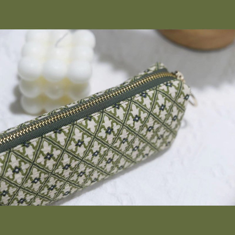 躲在耳里 绿格仙踪墨绿色复古感加厚收纳袋大学生格子笔袋简约