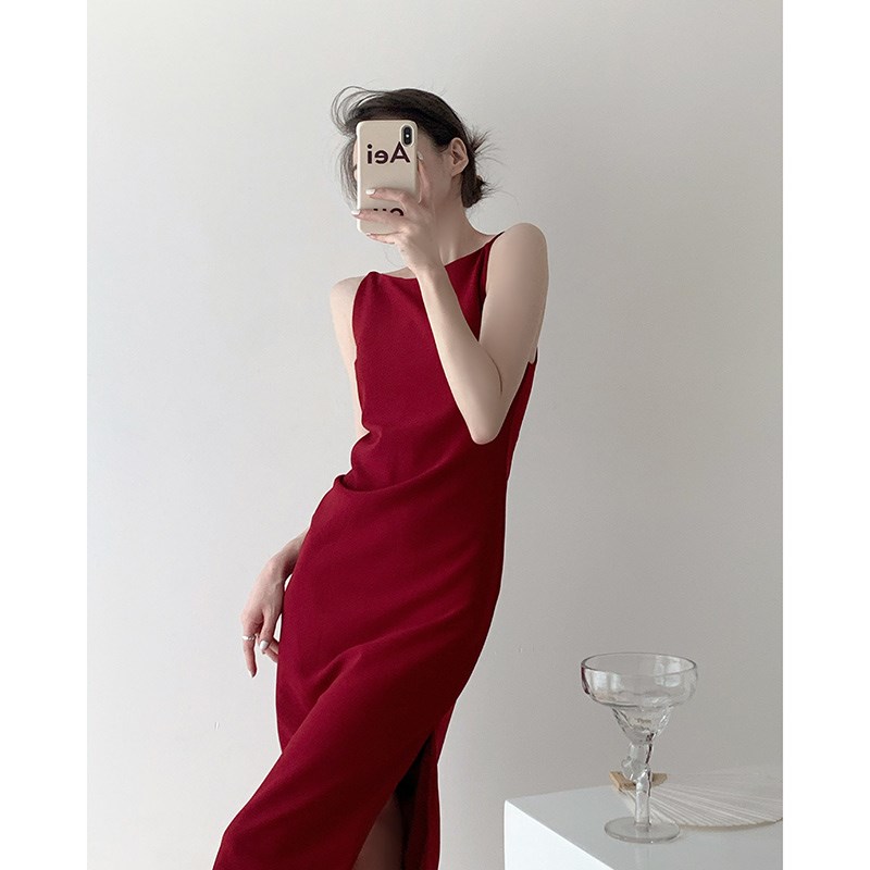 法式高级修身气质红色礼服连衣裙夏季新款时尚设计感流行吊带裙子