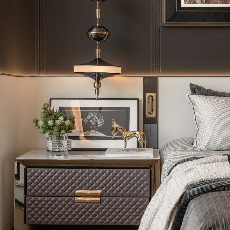 中古风格床头柜书柜书架装饰画摆件书籍花艺组合摆件样板间软装饰