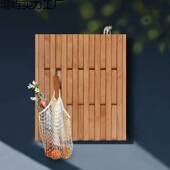 实木挂衣架墙上置物架装 饰壁挂卧室木条衣挂钢琴客厅装 饰衣帽琴键