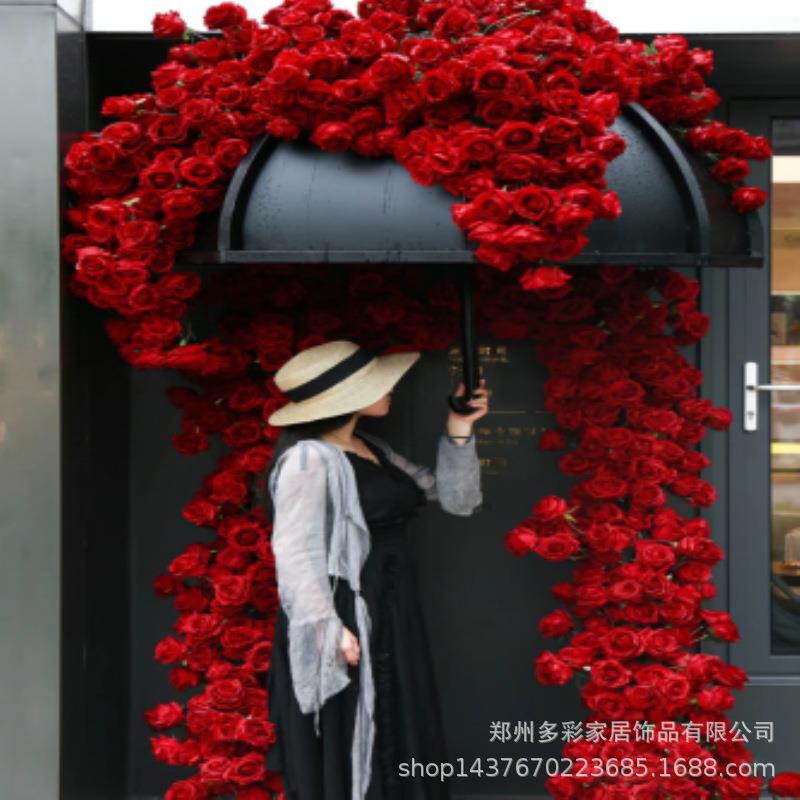 情人节网红打卡拍照布置仿真鲜花玫瑰瀑布雨伞花墙婚礼道具背景花