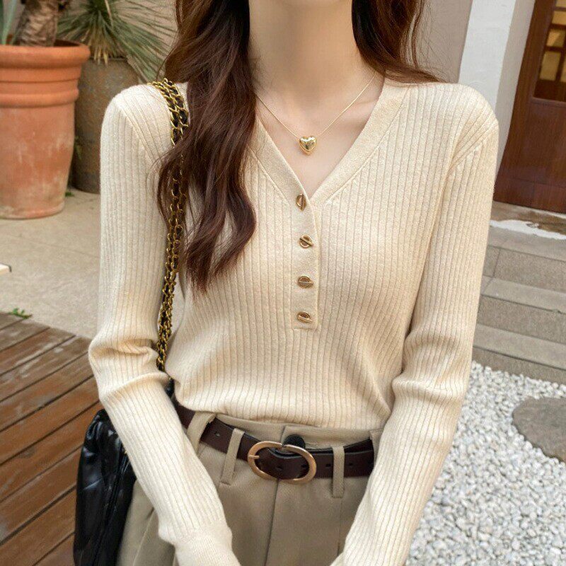 高级感V领针织打底衫女秋冬2025春季坑条洋派软糯毛衣ins内搭上衣