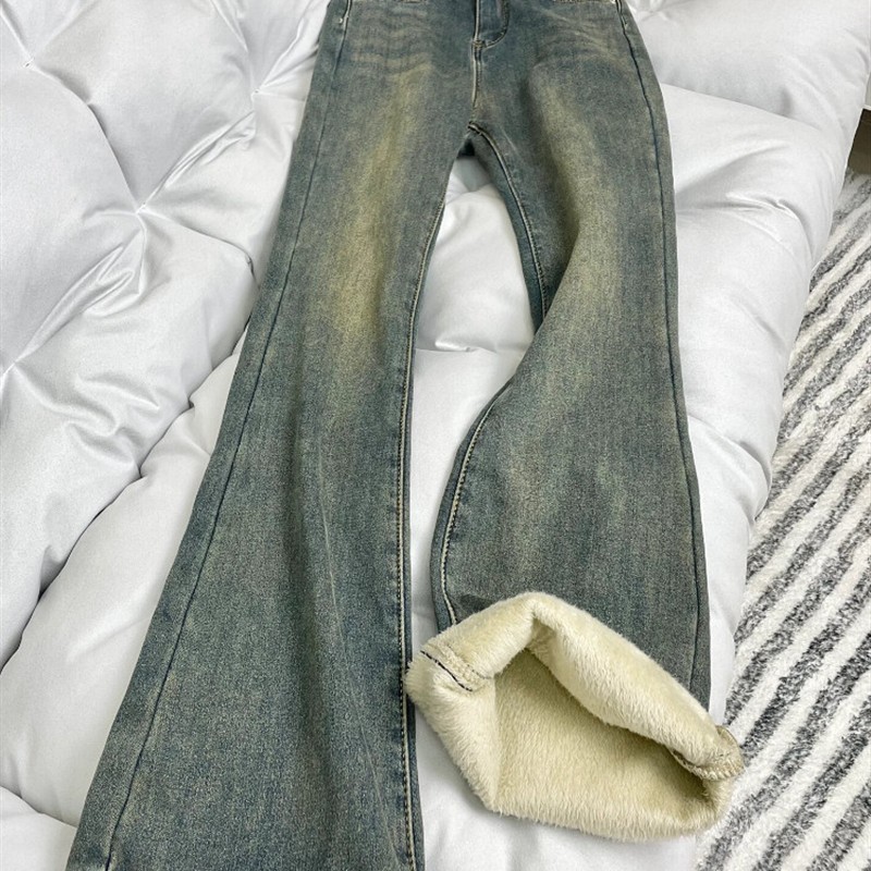 复古蓝加绒加厚直筒牛仔裤女冬大码胖mm高腰弹力遮胯显瘦微喇叭裤