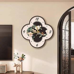 中古风客厅挂钟2025年新款法式复古创意钟表高级艺术感花鸟时钟