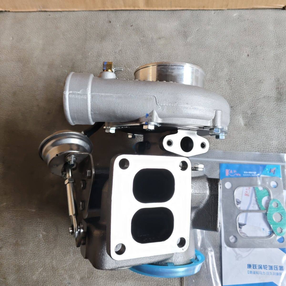 玉柴YC6JA240-50国五发动机原装增压器JA5L4-1118100-502