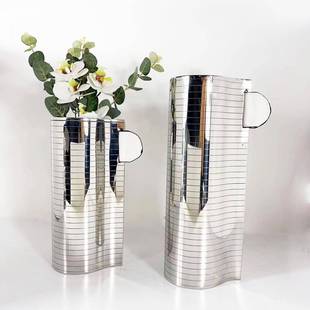 现代极花瓶不锈钢简5995横单耳花插器样板纹间售楼处酒店金属花装