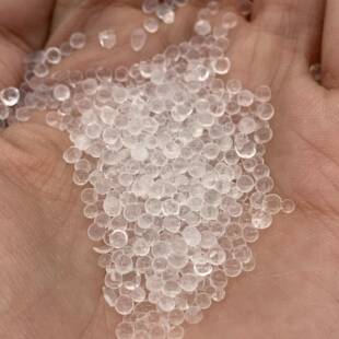 厂家直供食品级胶燥2WZR-4m食品干燥剂包白色硅透m明干剂颗粒