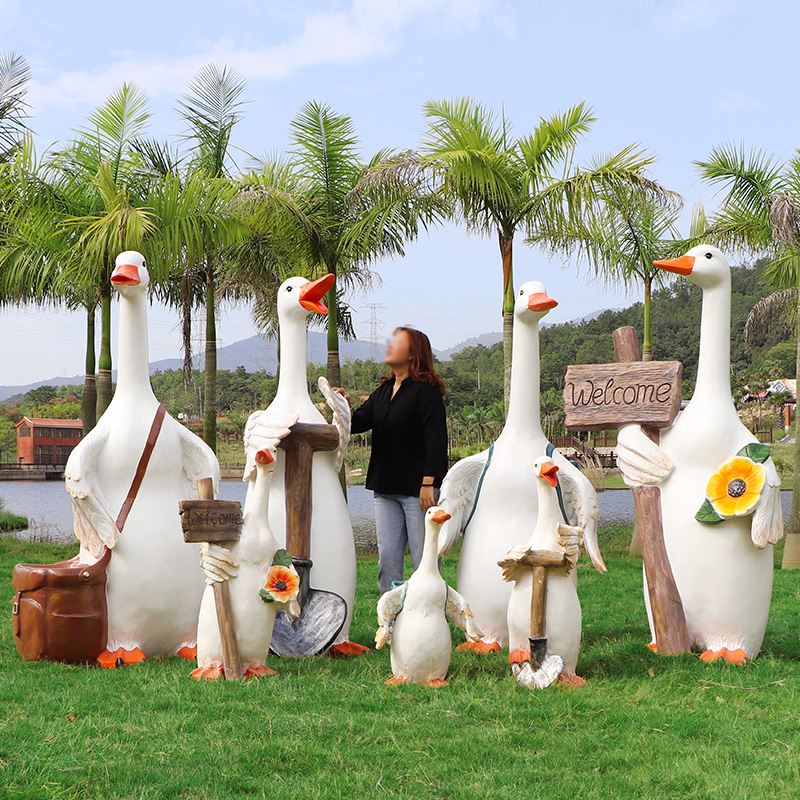 卡通鸭子雕塑花园庭院园林景观幼儿园草坪美陈农场装饰动物鹅摆件