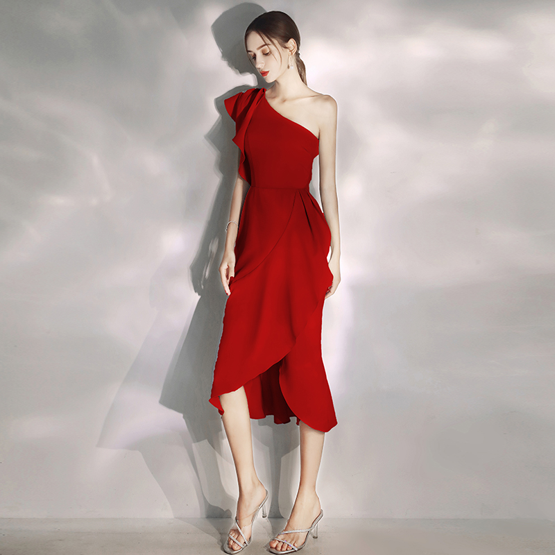 敬酒服新娘夏季红色单肩鱼尾裙结婚小晚礼服女合唱服装爱国演出服