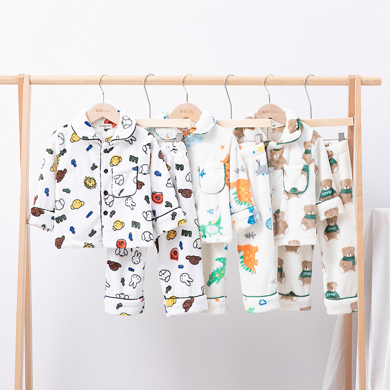 秋冬季儿童睡衣法兰绒宝宝加厚保暖男童珊瑚绒女童小孩家居服套装