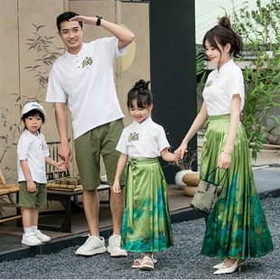 亲子装唐装中国风汉服一家四口全家福拍照父子高端母子母女马面裙