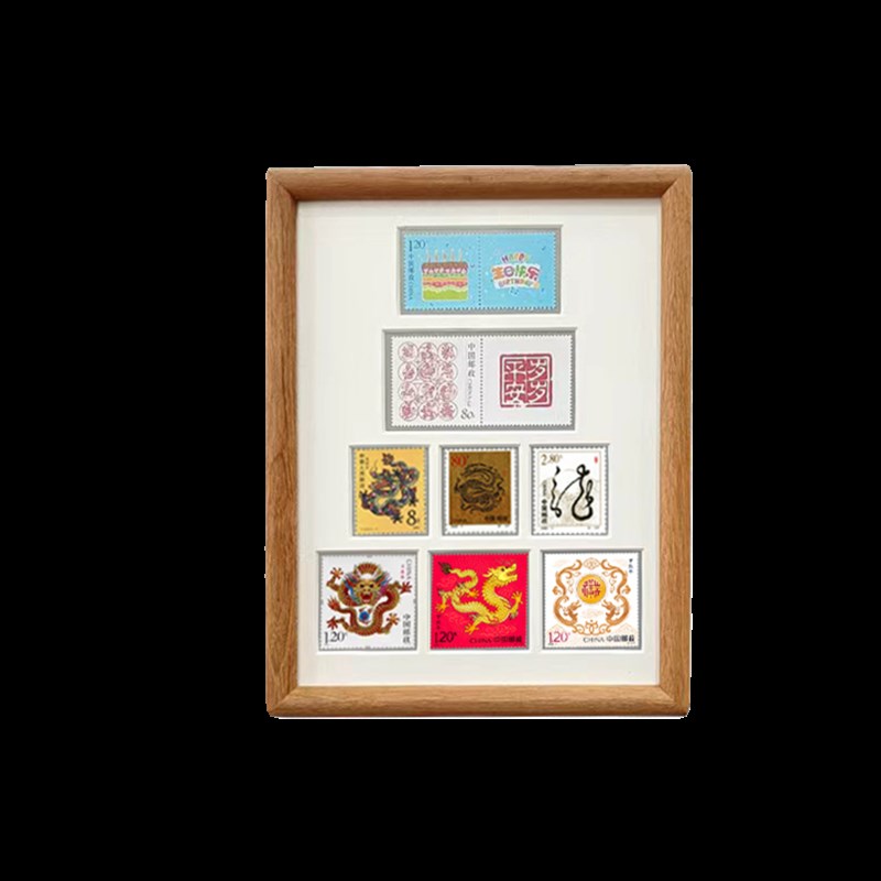 十二生肖相框 榫卯工艺 精致摆件 生肖邮票全套 实木材质