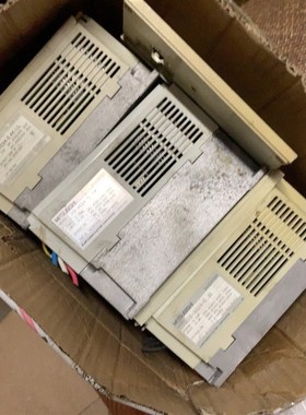 变频器FR-A024-0.4K/2.2K/3.7K.