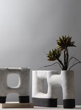 手感漆面陶瓷花字母几何创意瓶约插花花器现房代简样板装XEB饰摆